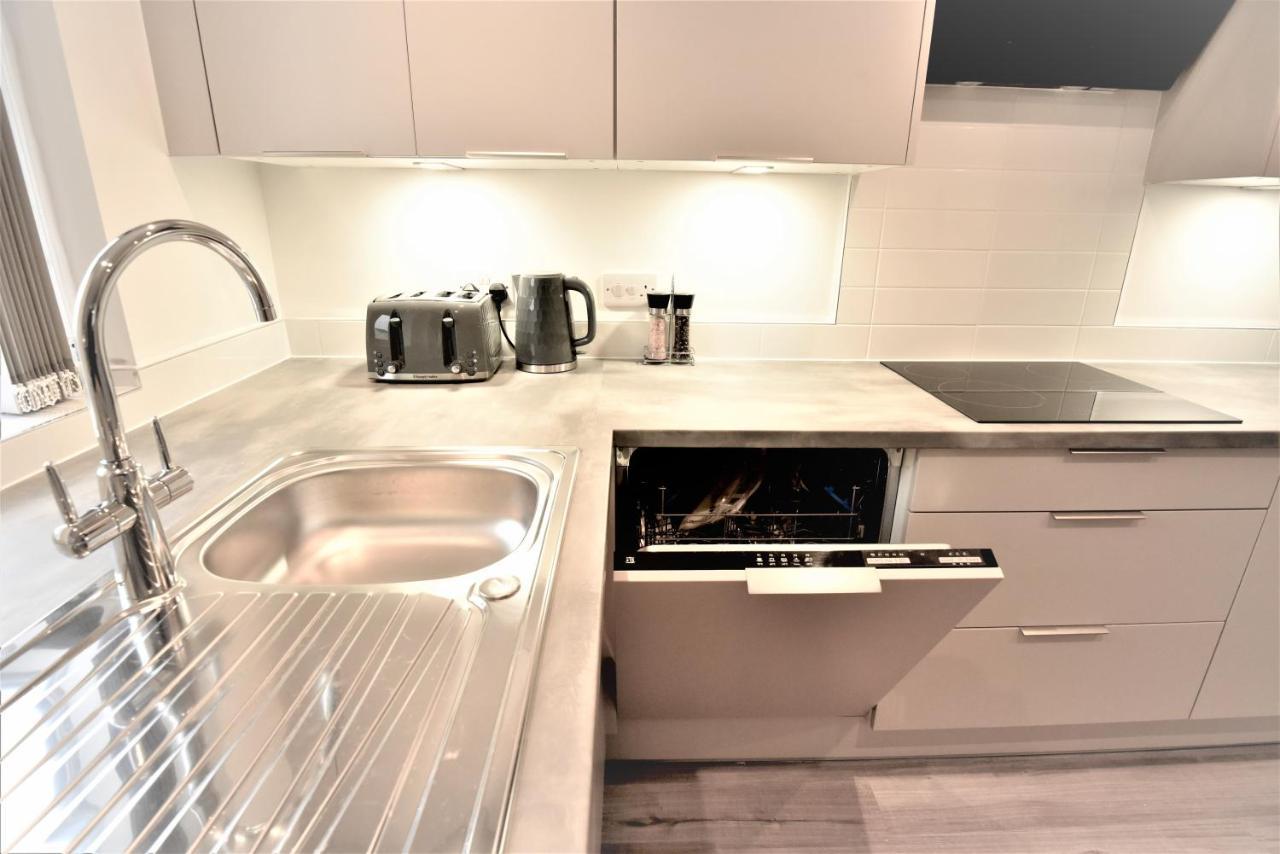Exec 2Bed 2Bath Serviced Apartment Balcony Parking Milton Keynes Exterior foto